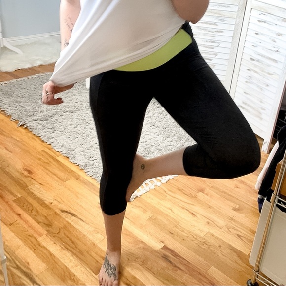 KYODAN | Ultra Soft Cropped Legging Pant - Picture 1 of 7